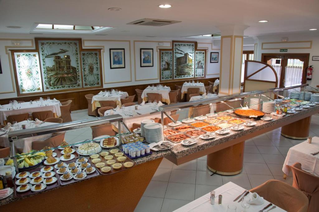 Olympia Ronda Hostel El Puig  Ngoại thất bức ảnh