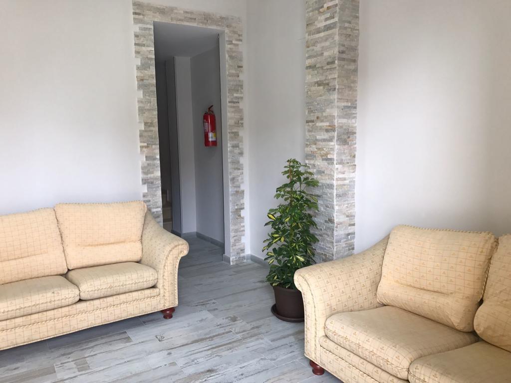 Olympia Ronda Hostel El Puig  Ngoại thất bức ảnh